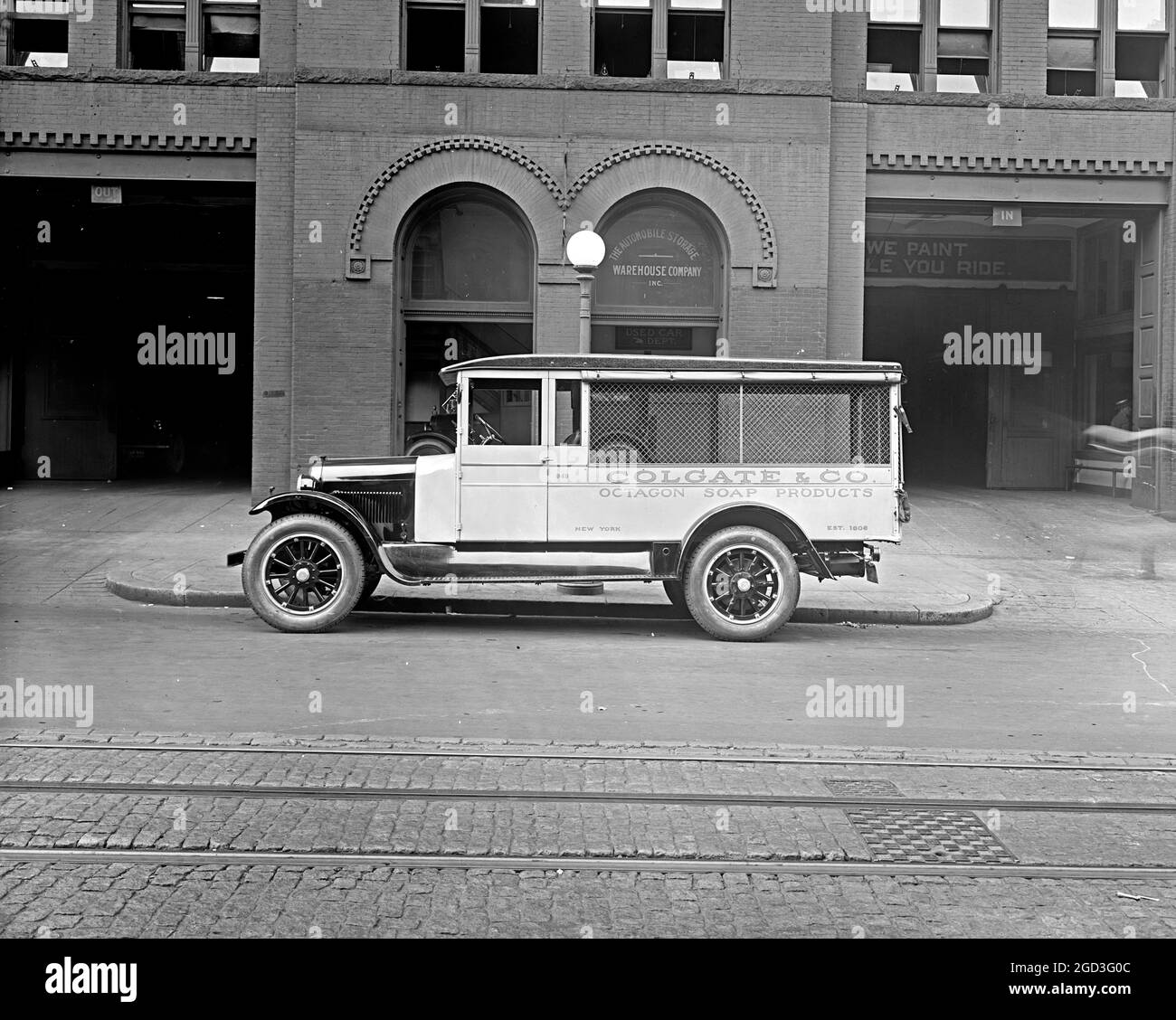 Colgate truck hires stock photography and images Alamy