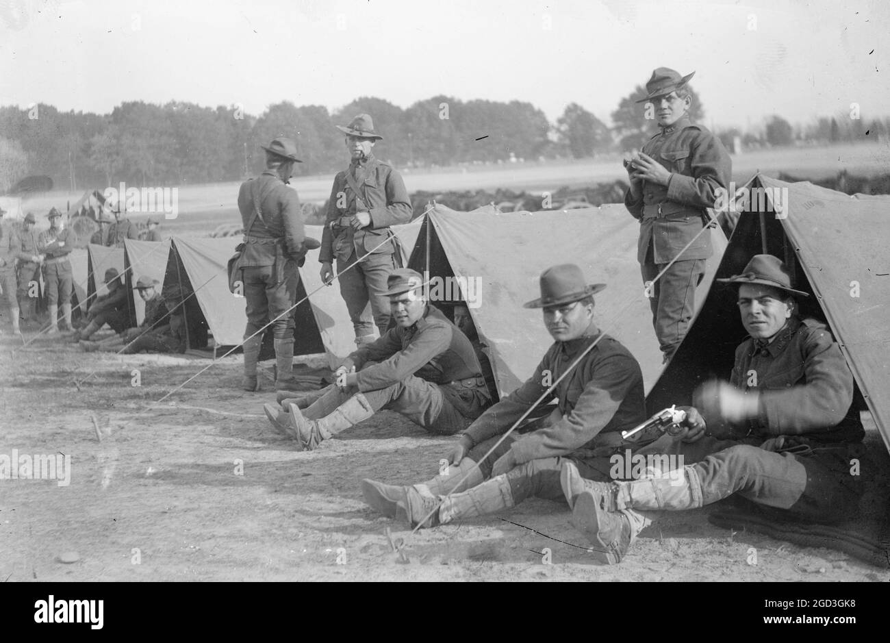 Virginia army camp hi-res stock photography and images - Alamy