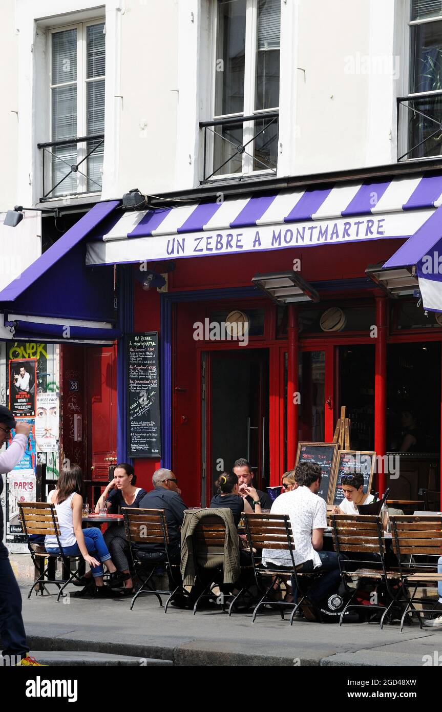 Un Zebre A Montmartre