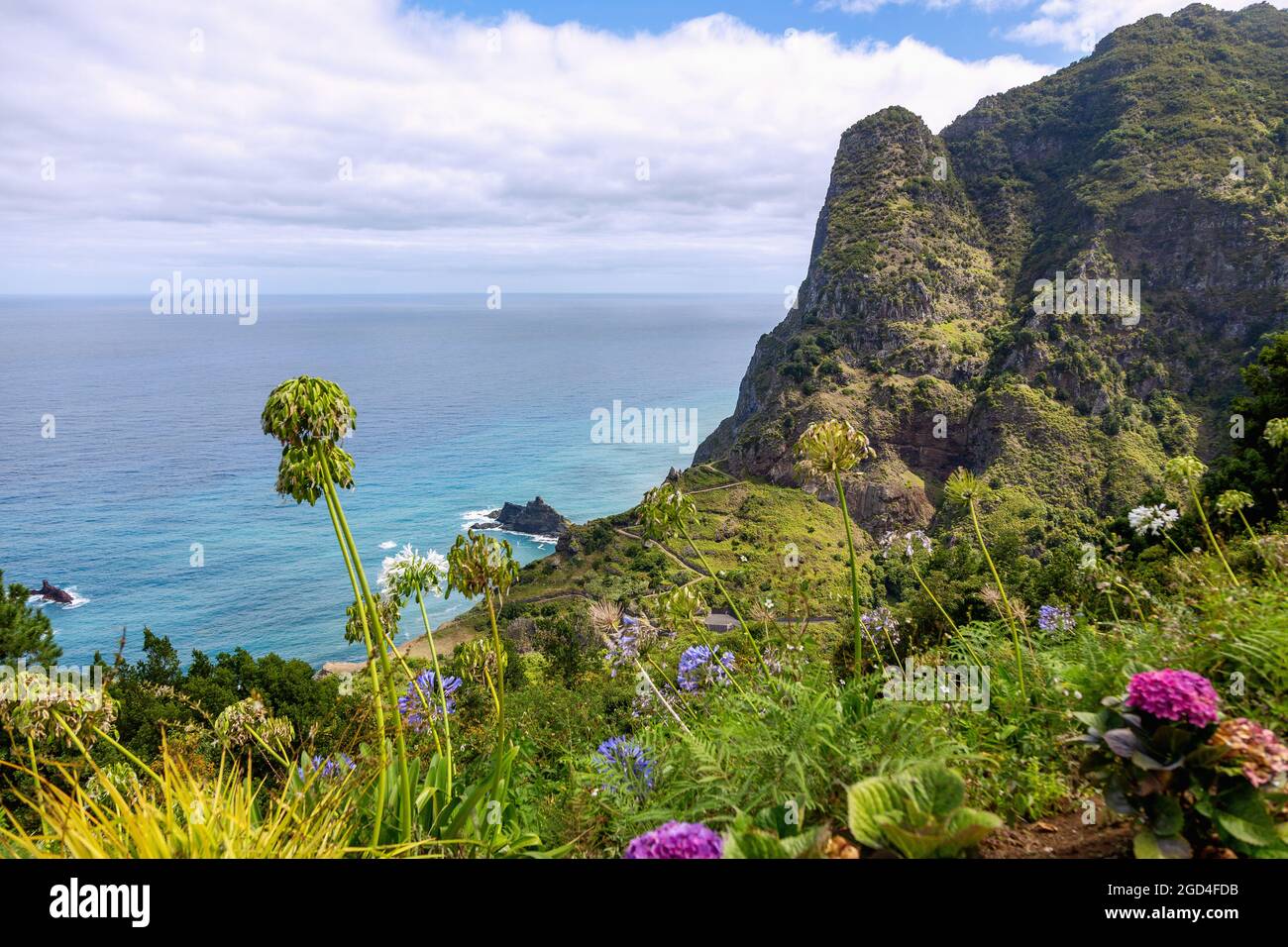 geography / travel, Portugal, Madeira, north coast, view from Miradouro Sao Cristovao at Boaventura, ADDITIONAL-RIGHTS-CLEARANCE-INFO-NOT-AVAILABLE Stock Photo