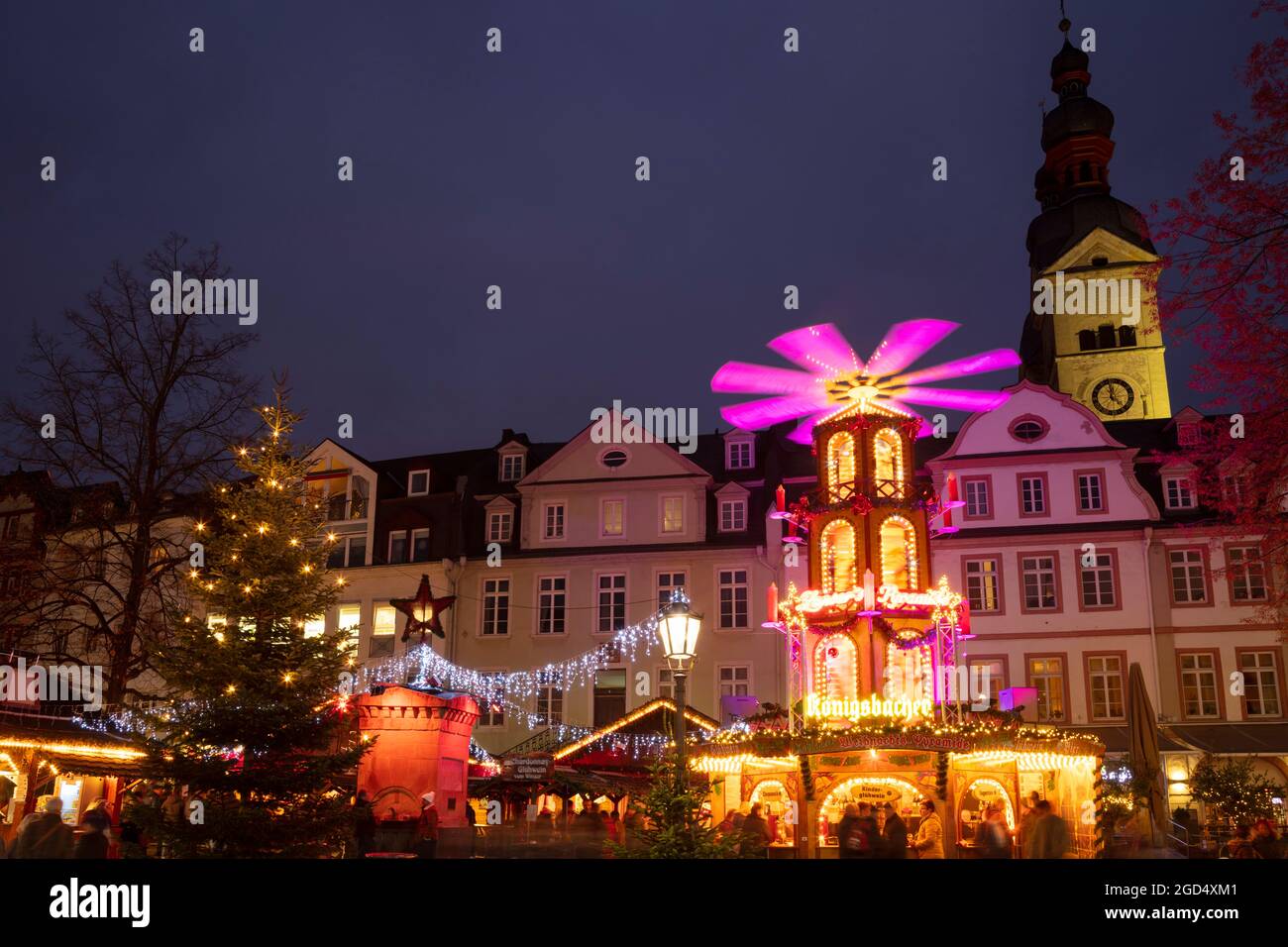 geography / travel, Germany, Rhineland-Palatinate, Koblenz, Christmas market  at scheme, ADDITIONAL-RIGHTS-CLEARANCE-INFO-NOT-AVAILABLE Stock Photo -  Alamy