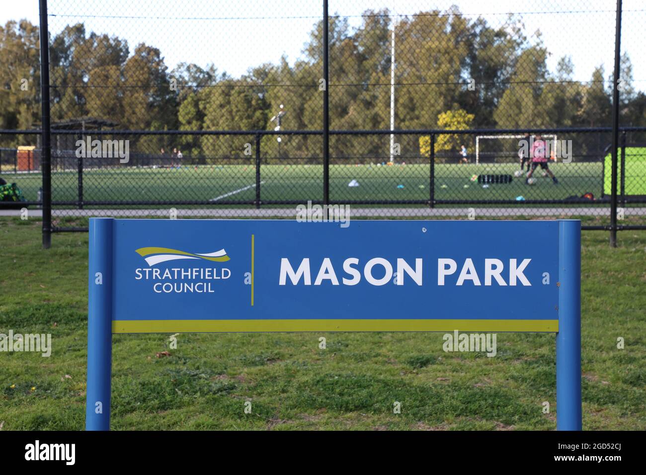 Underwood road hires stock photography and images Alamy