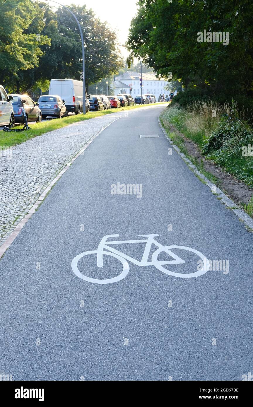 Berlin, Germany, July 23, 2021, bicycle path in John-Foster-Dulles-Allee with Bellevue Palace in the background. Stock Photo