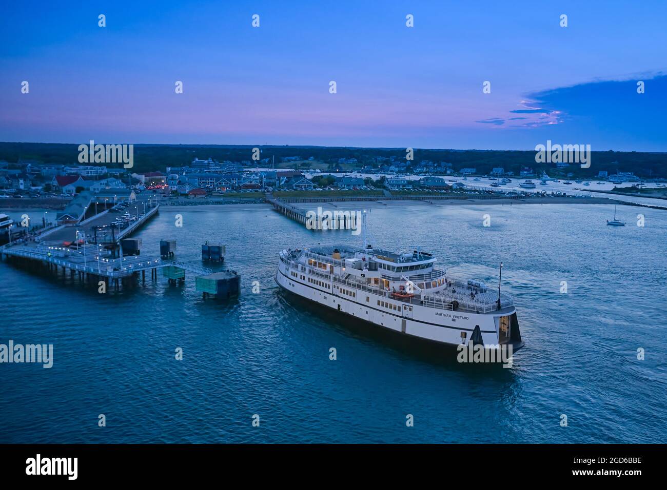 Steamship authority oak bluffs terminal hires stock photography and