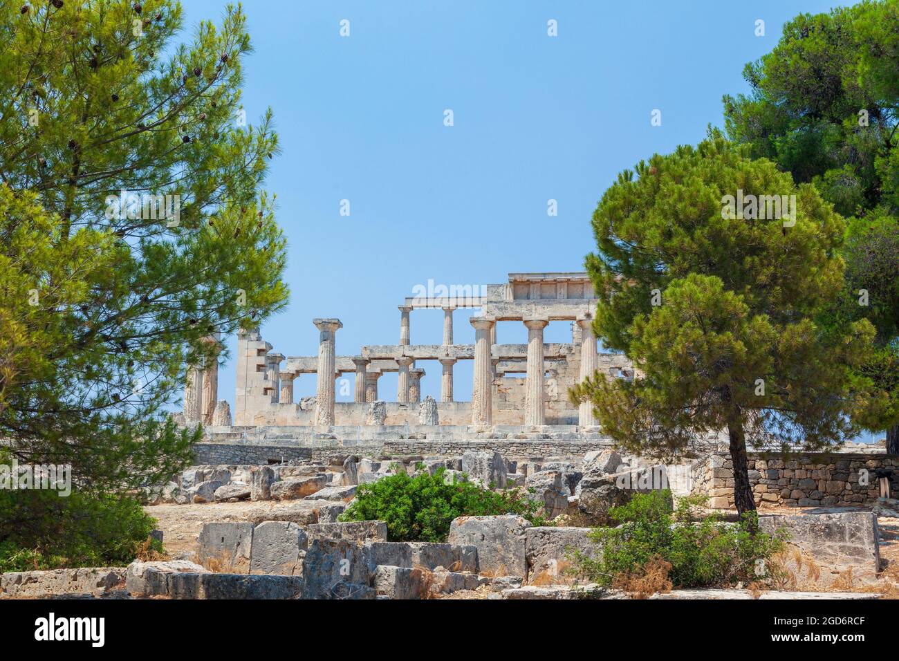 The Temple of Aphaia or Afea, a Doric temple in a sanctuary complex dedicated to the goddess Αthina Aphaia on the island of Aegina (Greece) of 500 BC Stock Photo