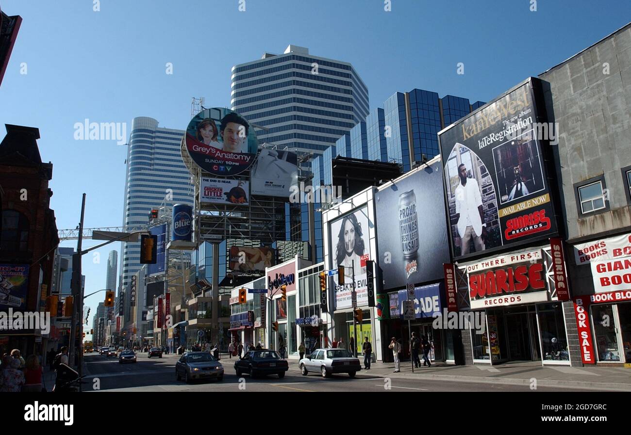 YONGE STREET, THE LONGEST STREET IN THE WORLD, TORONTO, CANADA ...