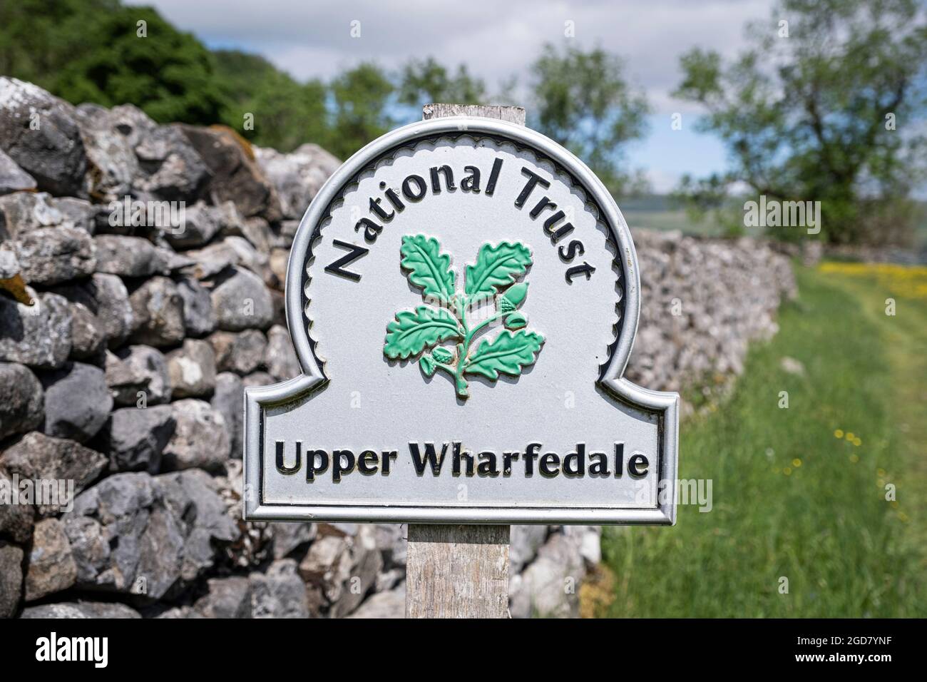 Nation Trust Sign in Upper Wharfedale, Kettlewell, Yorkshire Dales National Park. Stock Photo