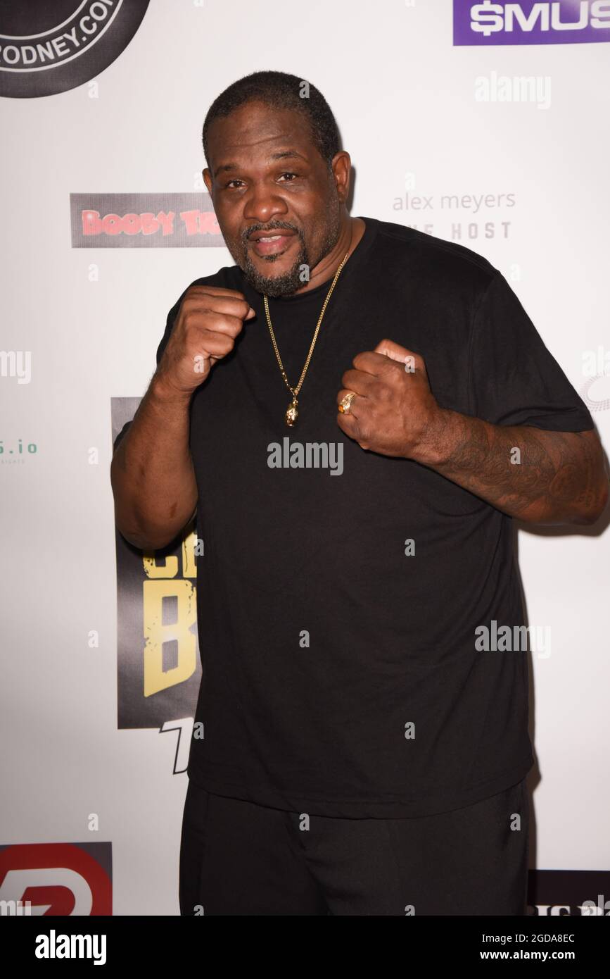 Boxing champion riddick bowe hi-res stock photography and images - Alamy
