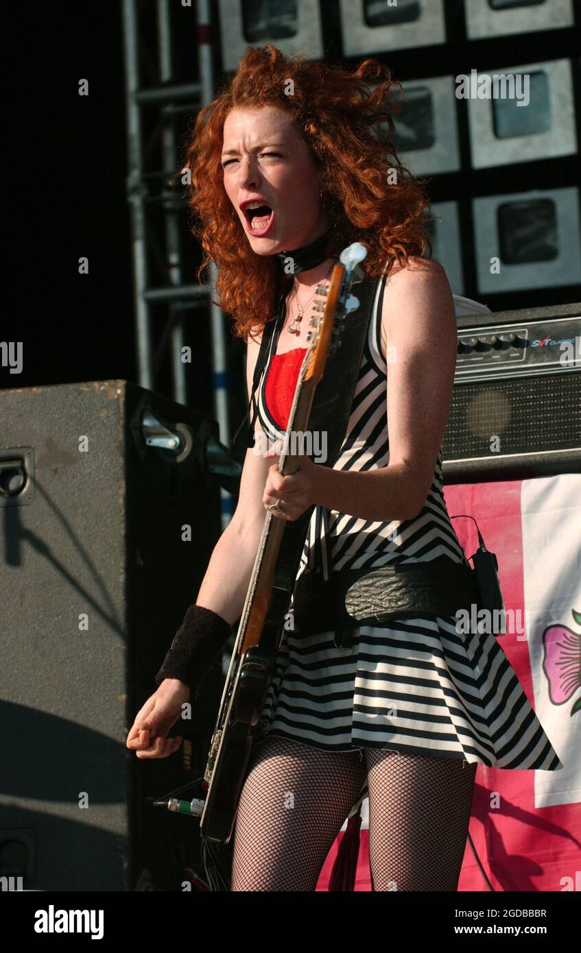 Bologna Italy 2004-09-05 : Live concert of Melissa Auf der Maur at the  Independent Days Festival in the Arena Parco Nord Stock Photo - Alamy