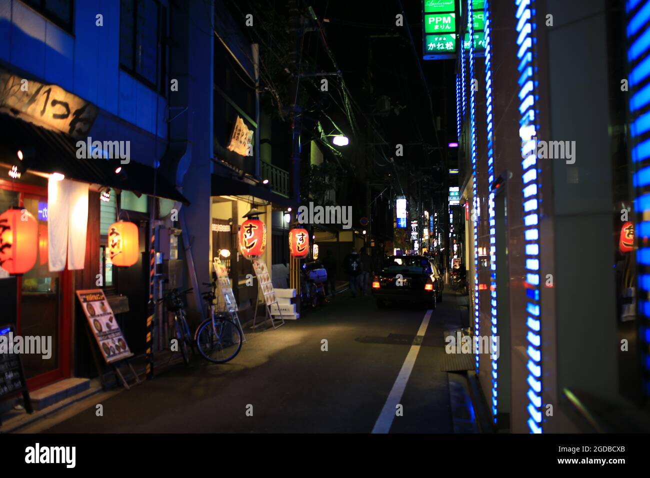 kyoto night club street Stock Photo - Alamy