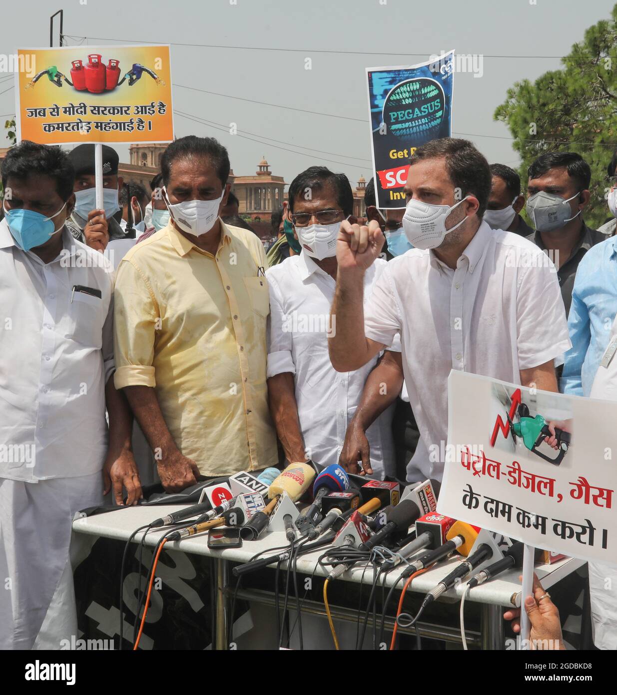 New Delhi, India. 12th Aug, 2021. Indian Congress party leader, Rahul Gandhi along with several opposition party leaders talking with media after a protest march from Parliament to Vijay Chow against the curtailment of Parliament Monsoon Session. Around 14 opposition party leaders took part in this protest march against the government. Credit: SOPA Images Limited/Alamy Live News Stock Photo