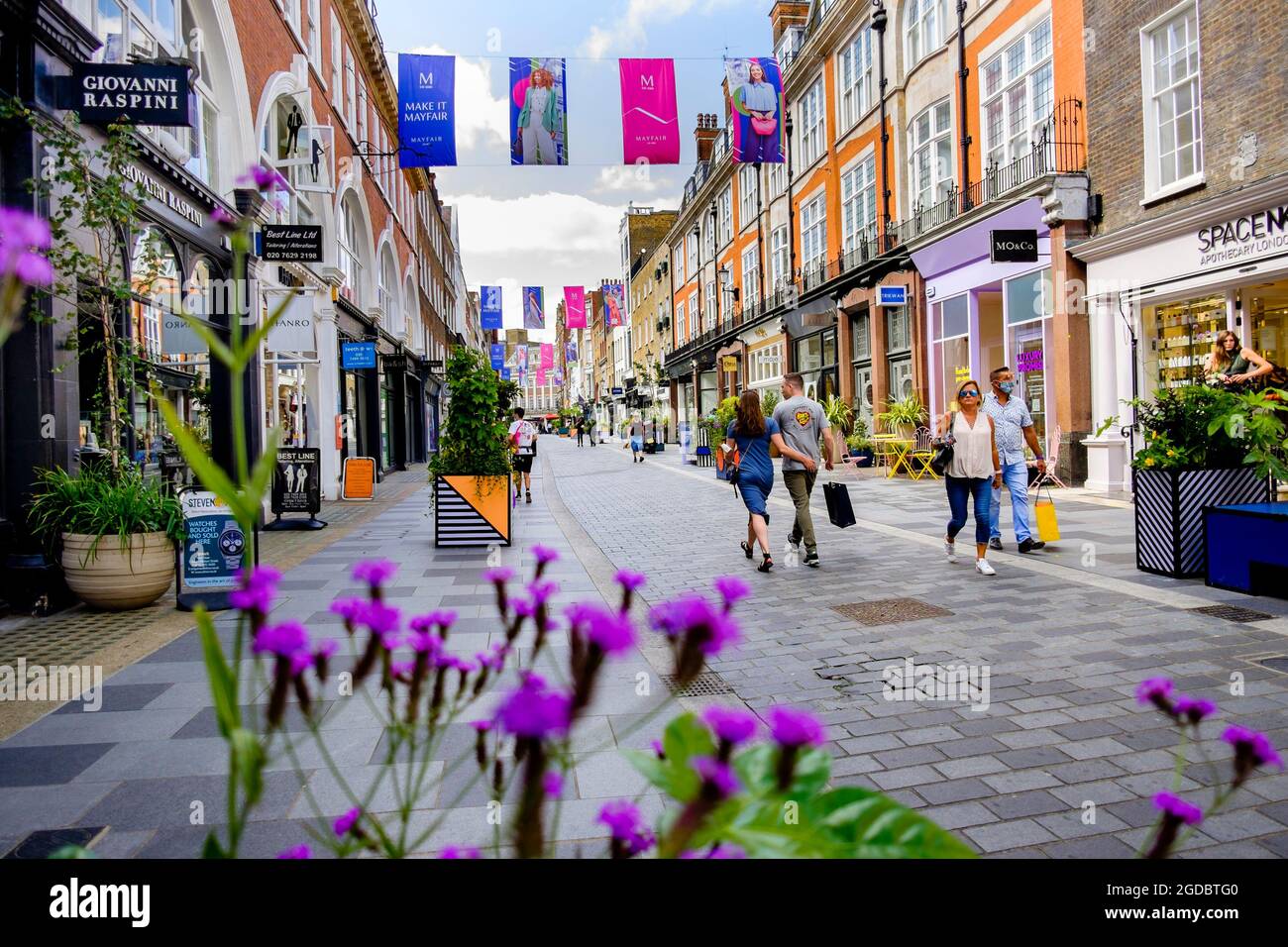 South Molton Street, Mayfair, London W1, UK. Stock Photo