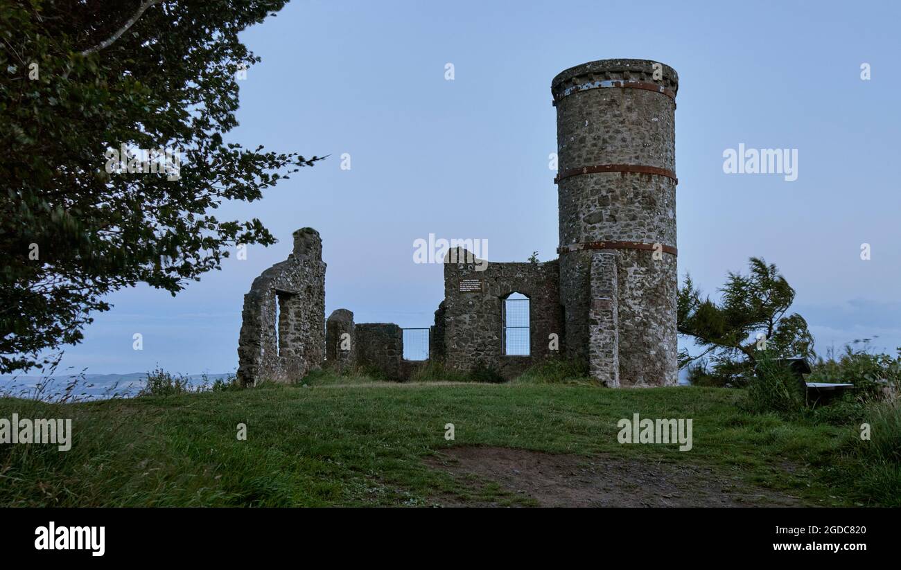 Kinnoull tower folly perth hires stock photography and images Alamy