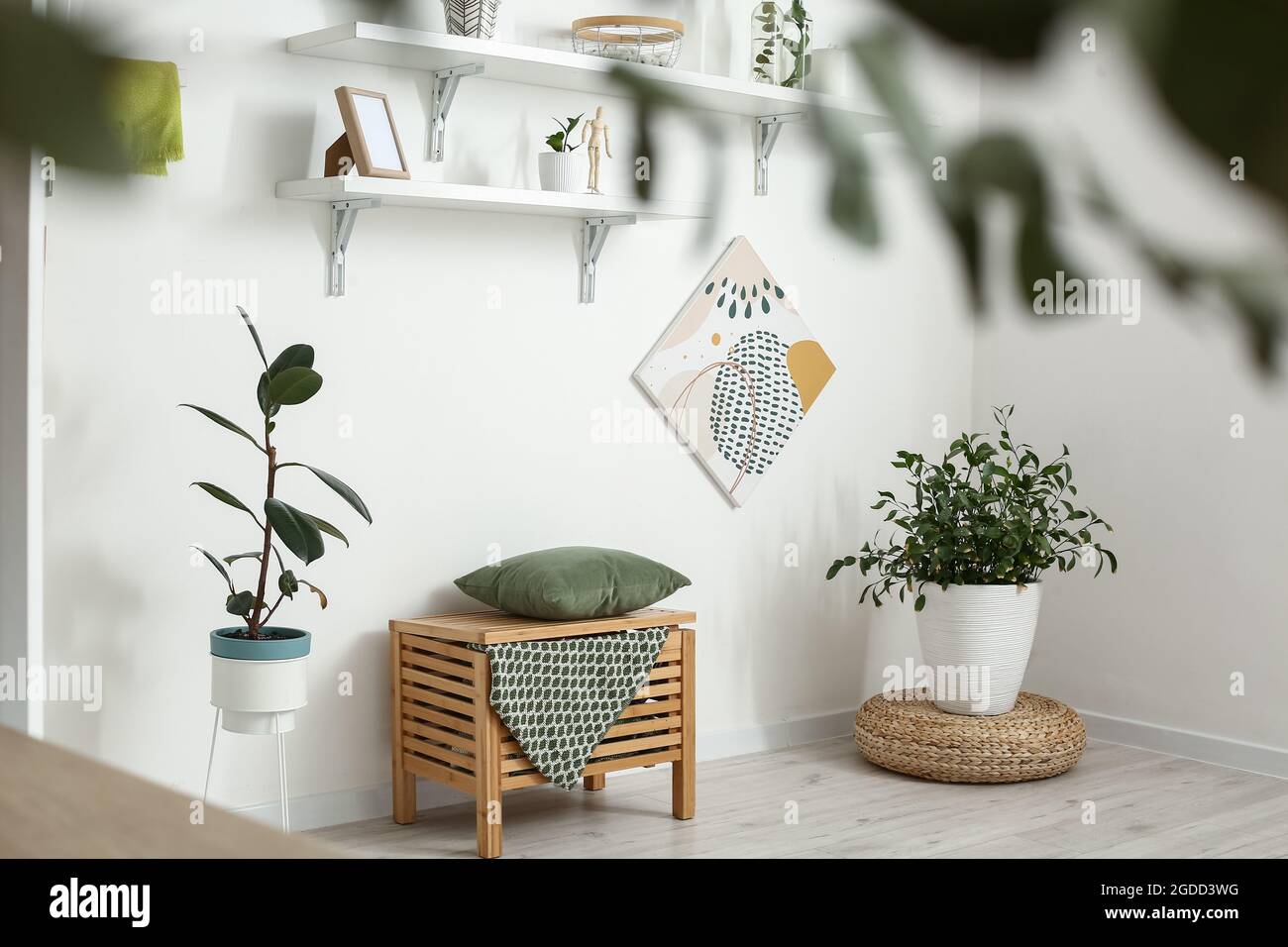 Interior of stylish living room Stock Photo - Alamy