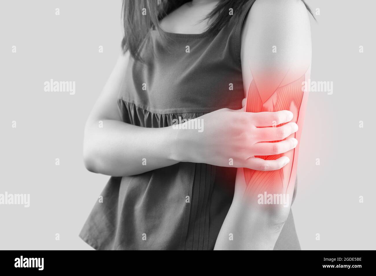 People who experience muscle aches, Upper arm pain, Woman with body-muscles problem, Healthcare And Medicine concept Stock Photo