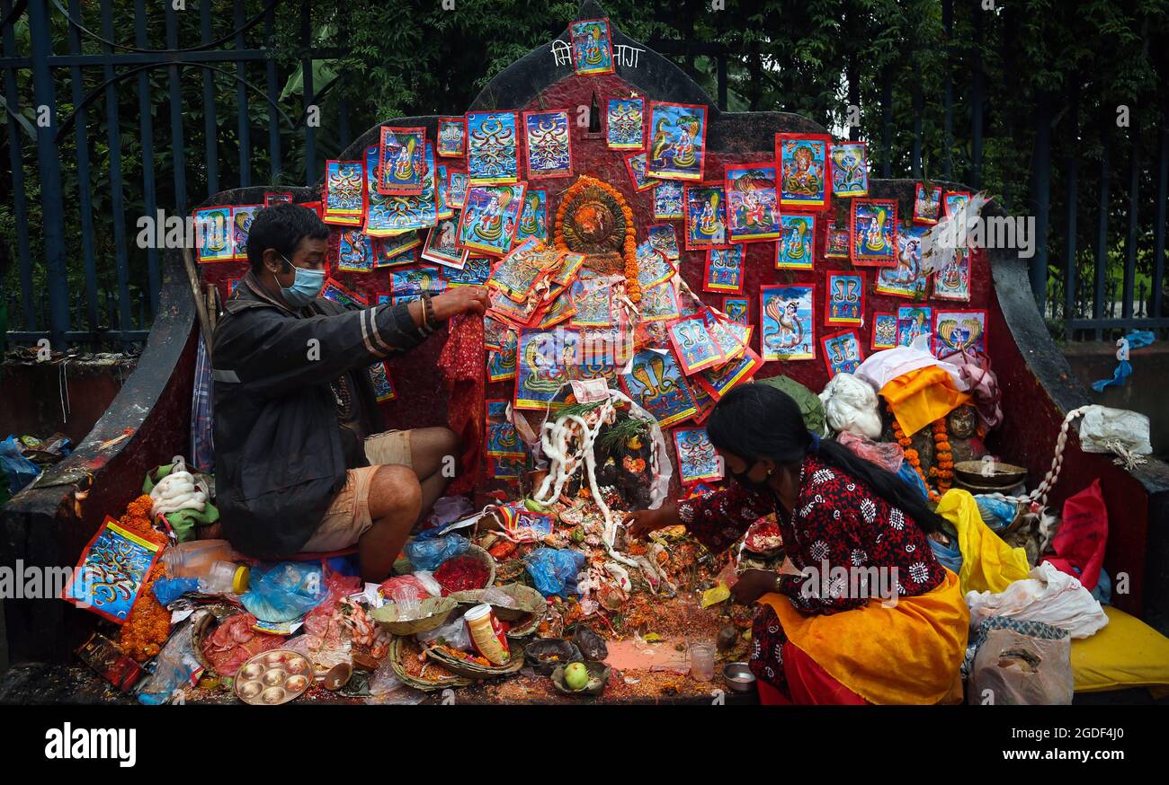 kathmandu-bagmati-nepal-13th-aug-2021-devotees-offer-prayers-to