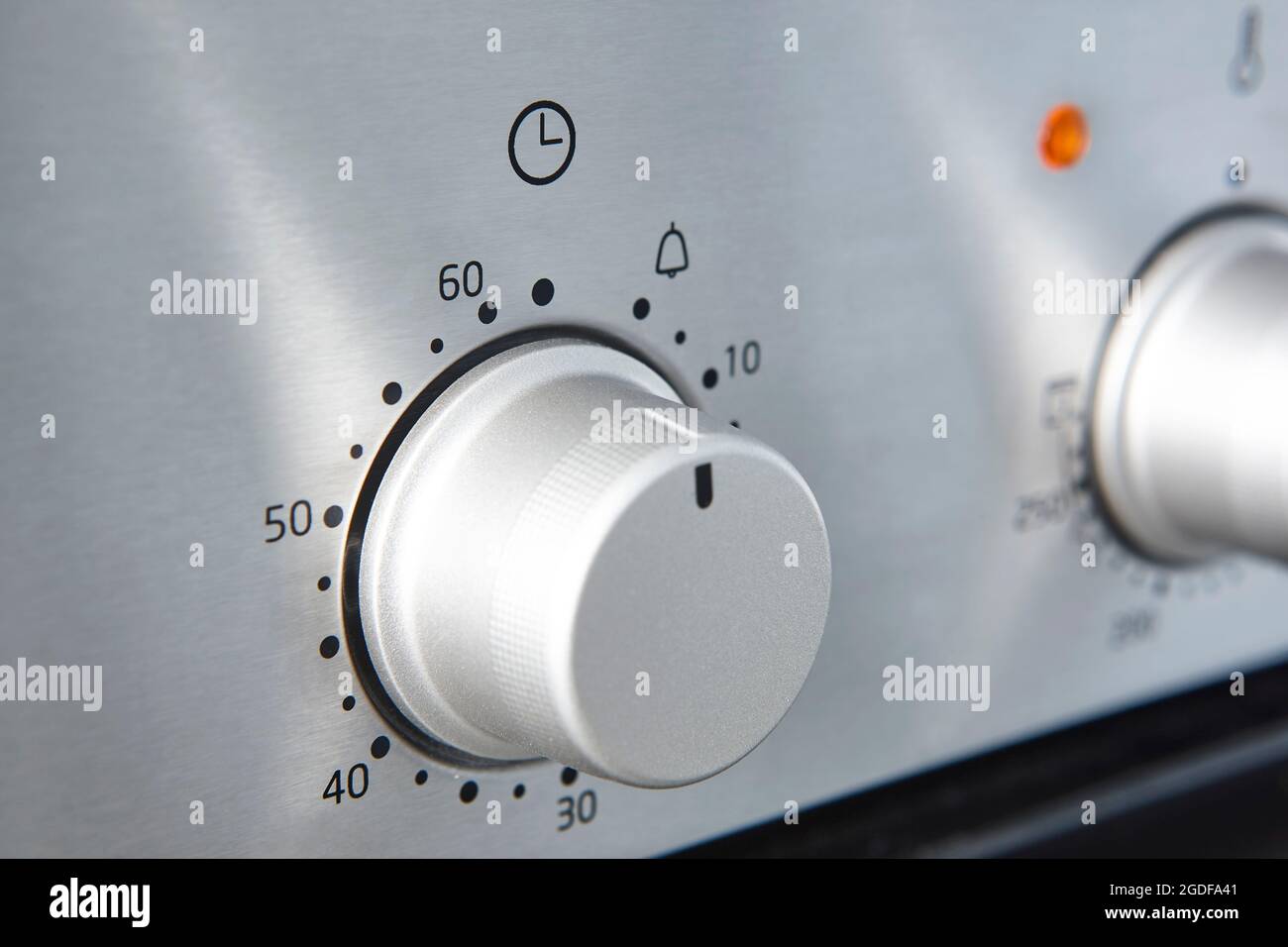 Oven temperature knob hires stock photography and images Alamy