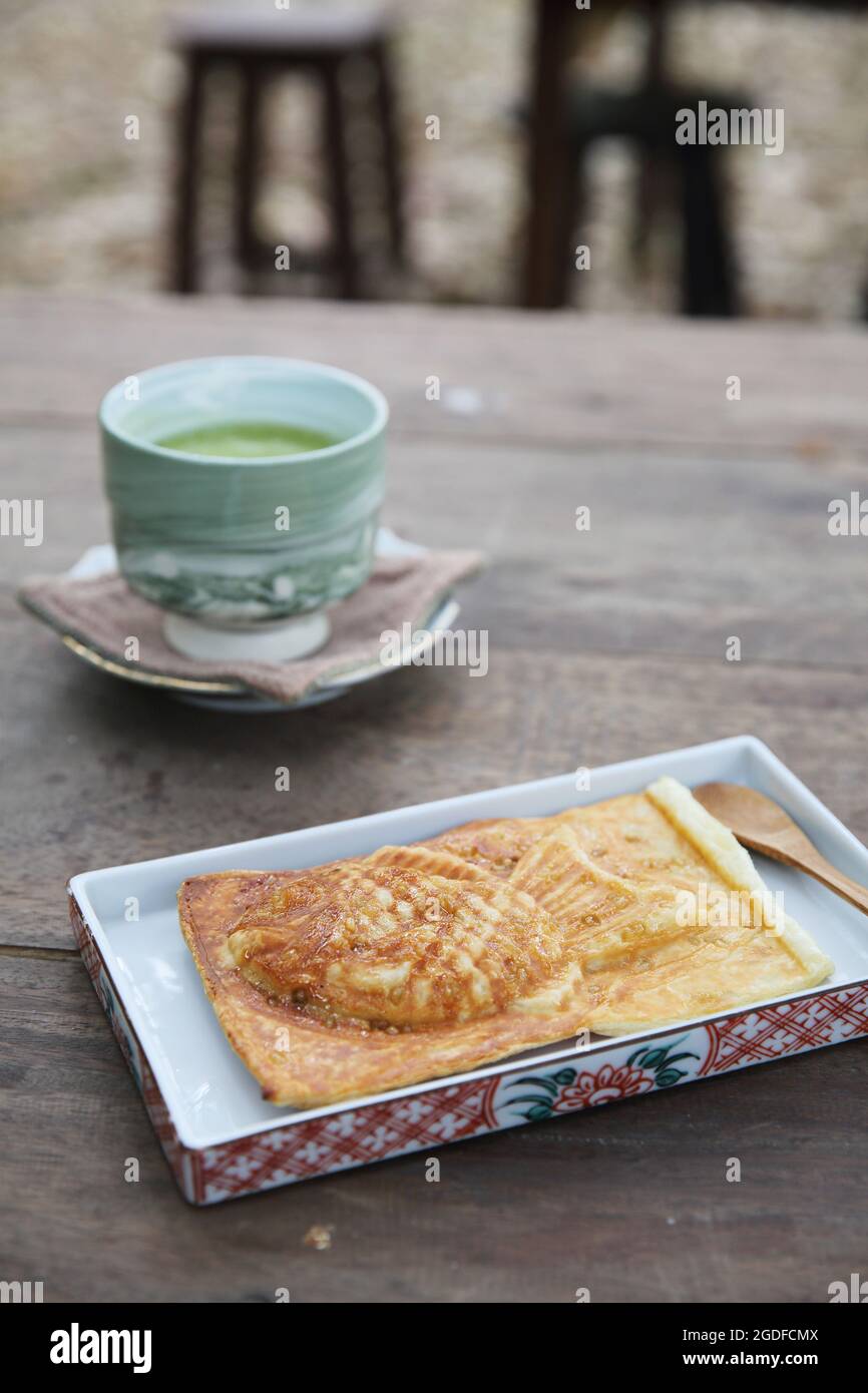 Taiyaki with green tea Stock Photo Alamy
