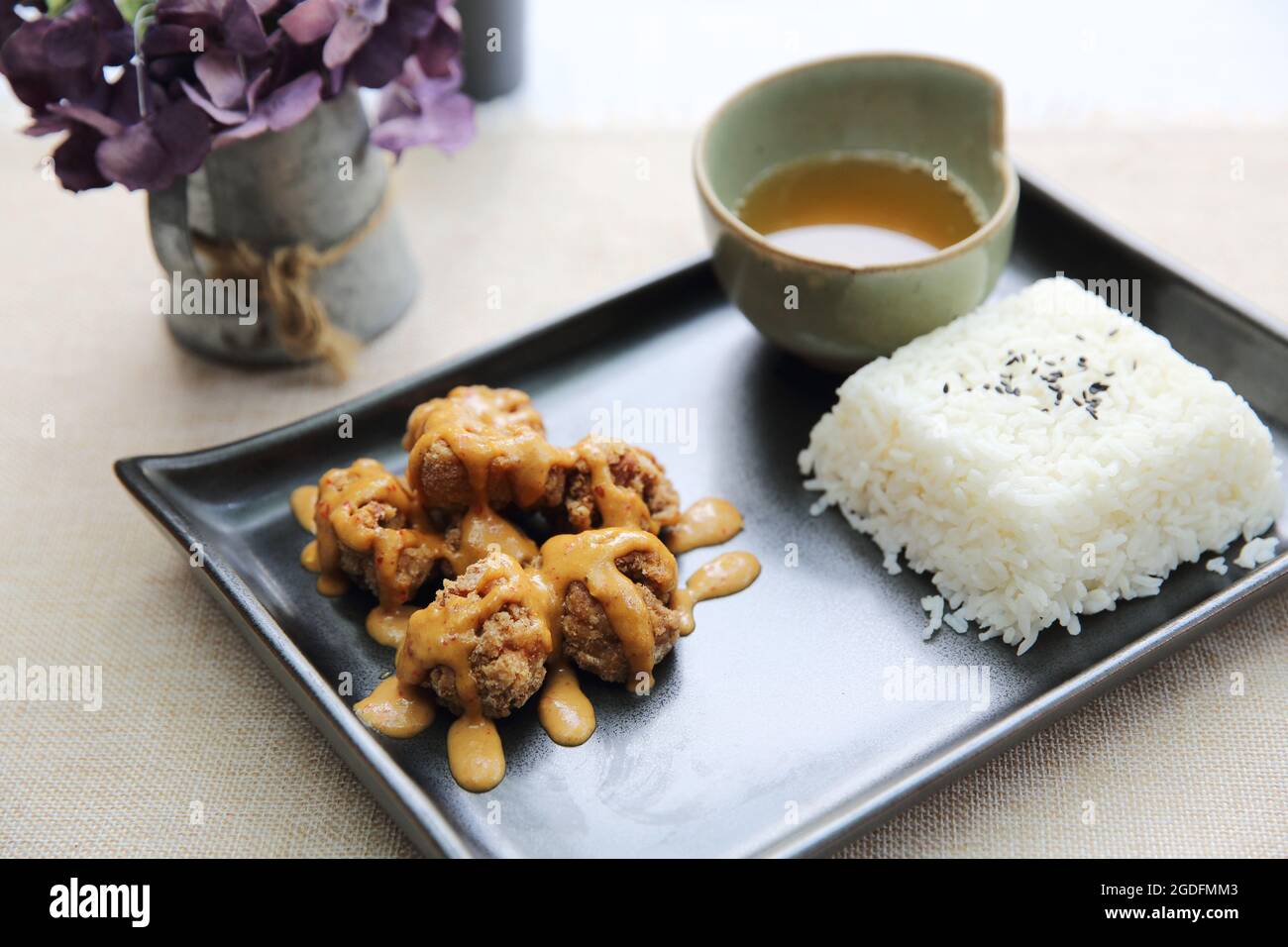 karaage fried chicken with rice japanese food Stock Photo Alamy