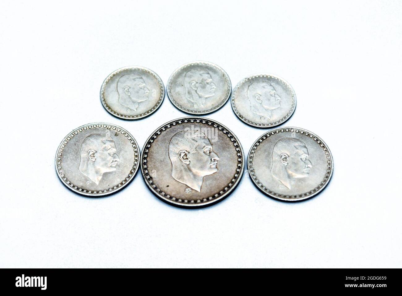 Old Egyptian silver coins of one pound, 50 piasters and 25 piasters 1970 subject President Nasser, commemorative coin of president Gamal Abdel Nasser Stock Photo