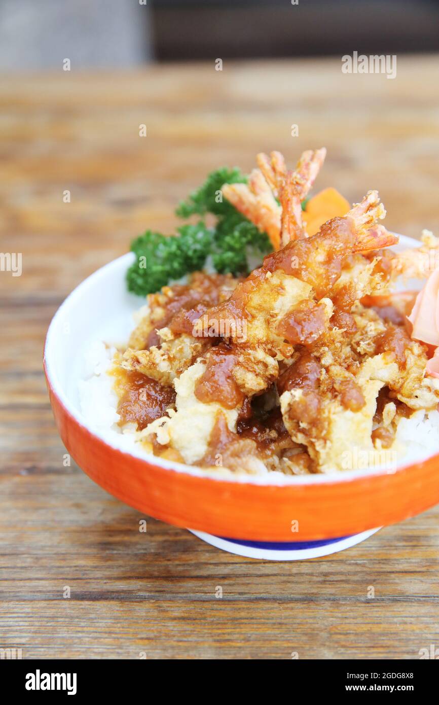 shrimp tempura don Stock Photo Alamy