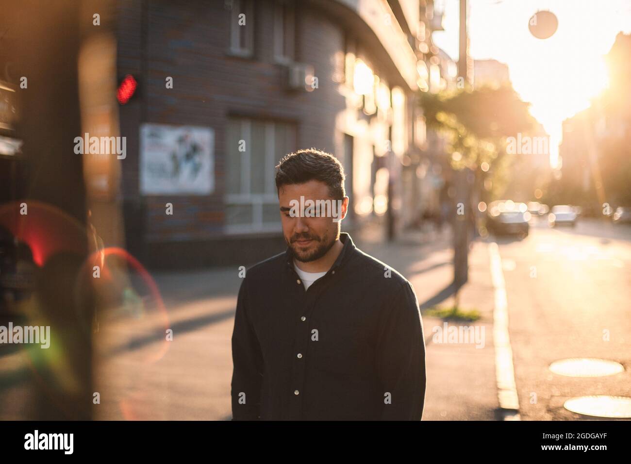 Man walking street summer smart hi-res stock photography and images - Alamy