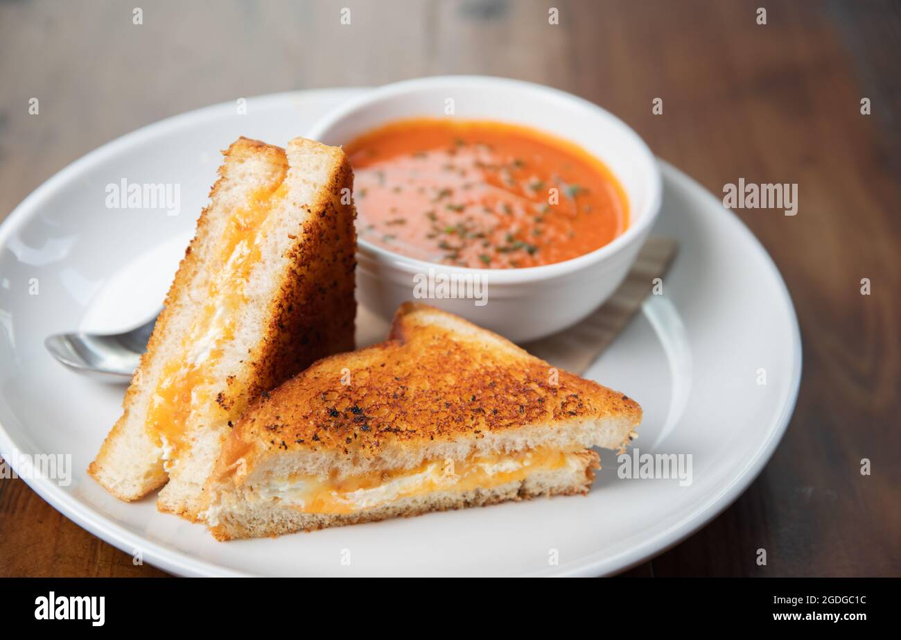 Grilled Cheese Sandwich and Tomato Soup Stock Photo Alamy