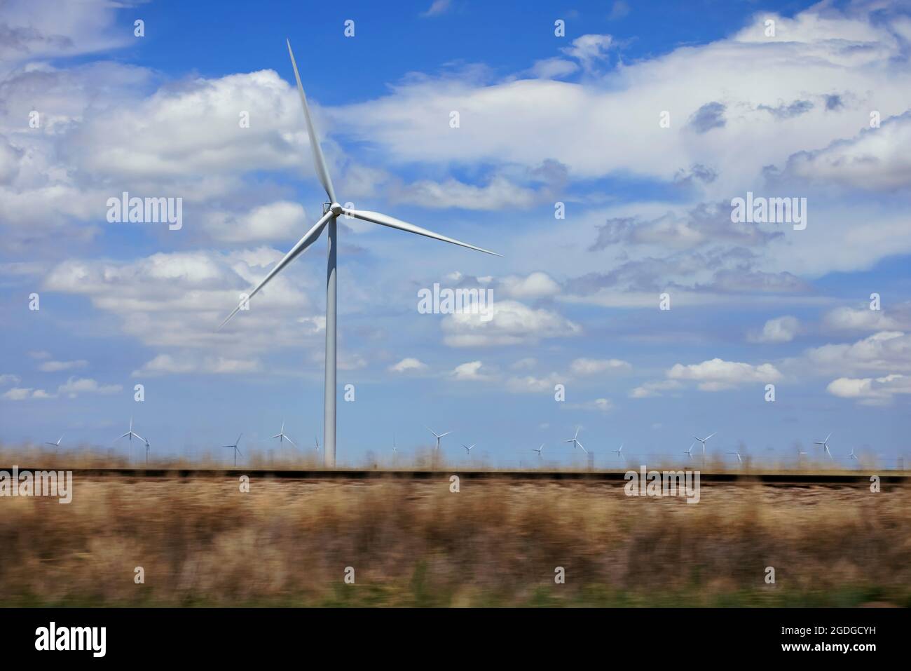 Wind turbines generate electricity in West Texas Stock Photo Alamy