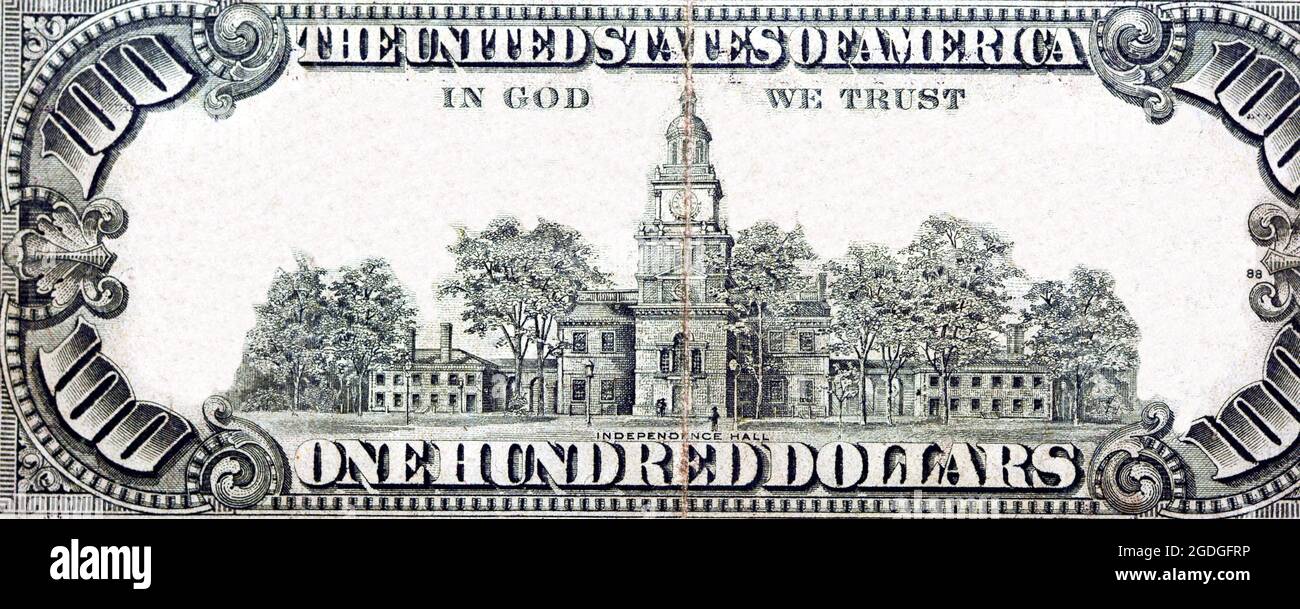 reverse side of 100 one hundred dollars bill banknote series 1988 with independence hall, old American money banknote, vintage retro, United States Stock Photo