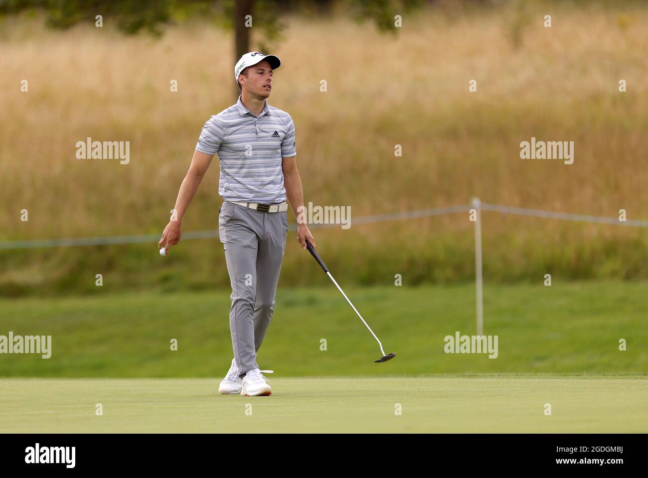 Skælde ud session Orient Matthew Jordan reacts after finishing the 5th during day two of the Cazoo  Classic at the London Golf Club in Ash, Kent. Picture date: Friday August  13, 2021 Stock Photo - Alamy