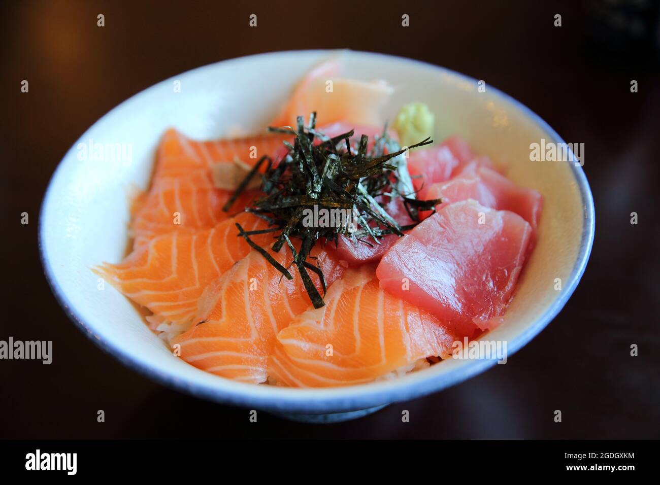 Salmon and tuna sushi don Stock Photo Alamy