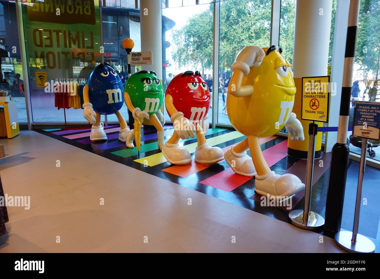 M&m's hi-res stock photography and images - Page 8 - Alamy