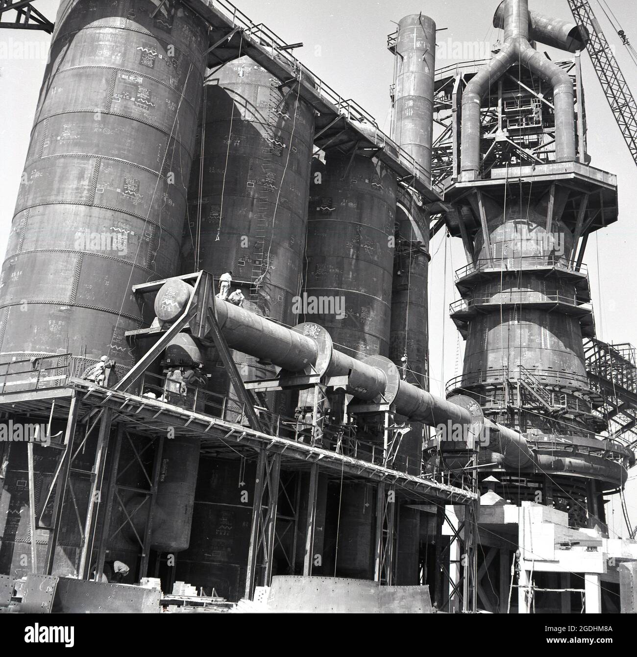 Construction india 1950s hires stock photography and images Alamy