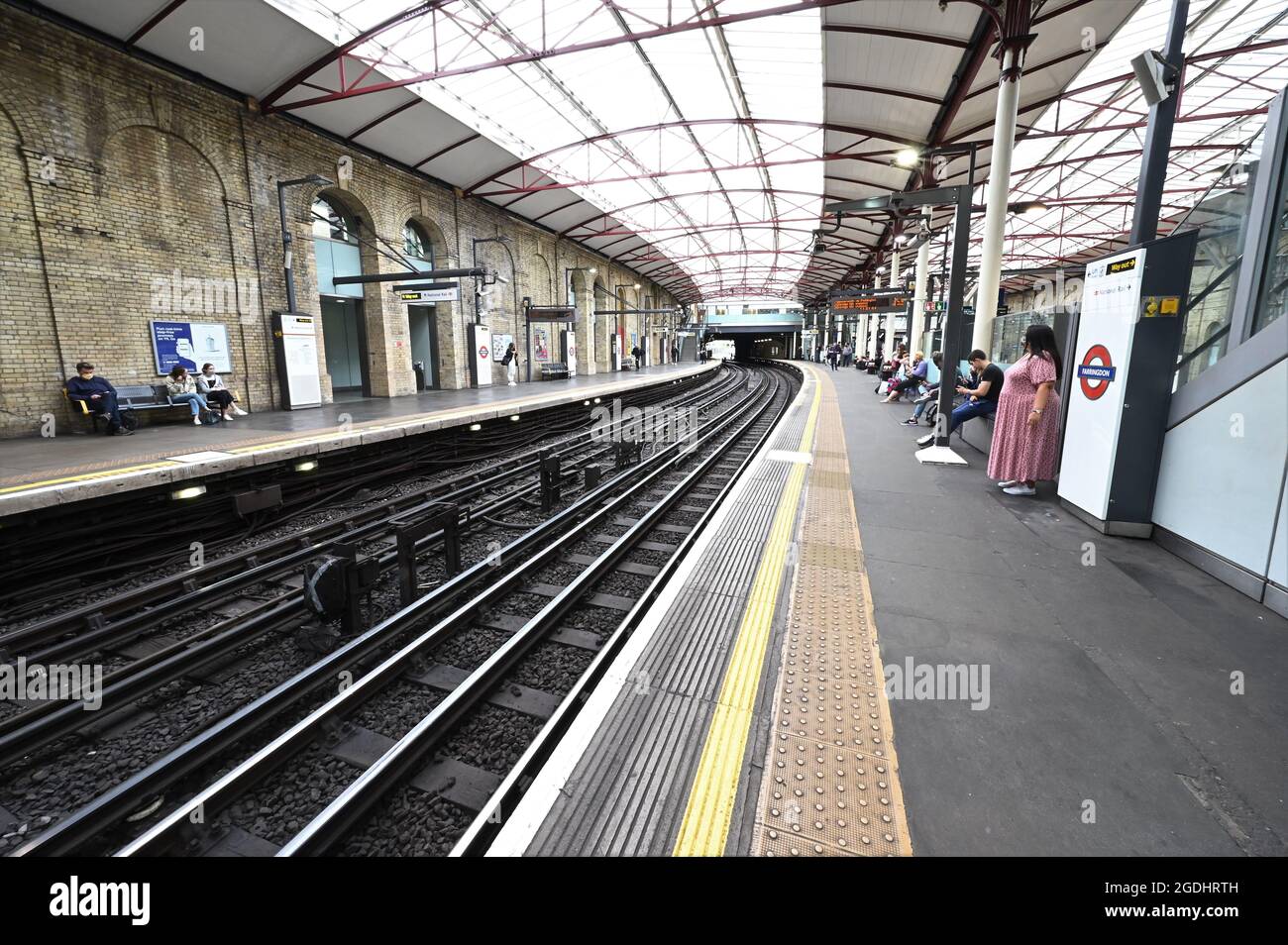 Farringdon Underground station in London Stock Photo Alamy