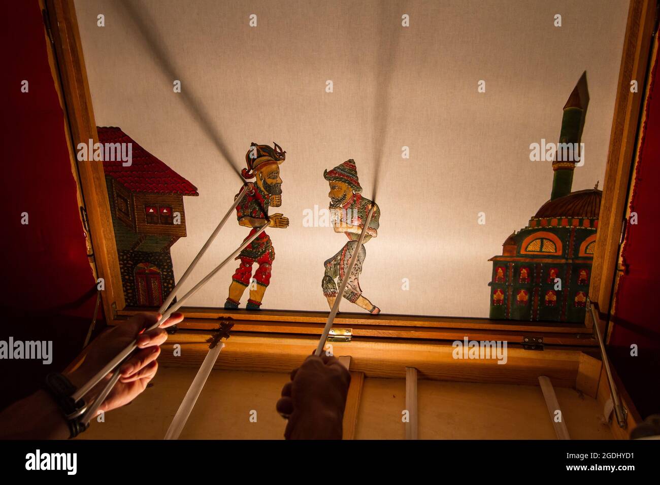 Shadow puppets and children hi-res stock photography and images - Alamy