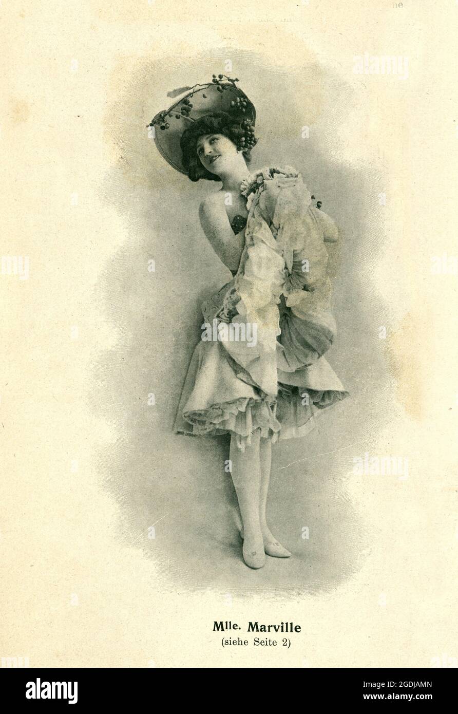 Marie Marville a music hall artist and French actress at the Revue au Concert Européen. 1902 Stock Photo