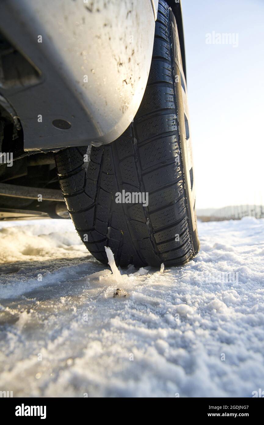 Tires in snow hires stock photography and images Alamy