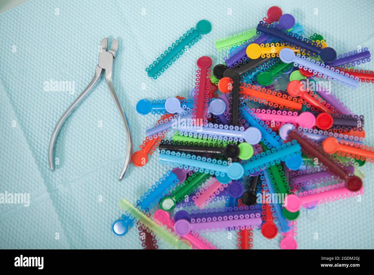 Orthodontic elastic bands hires stock photography and images Alamy
