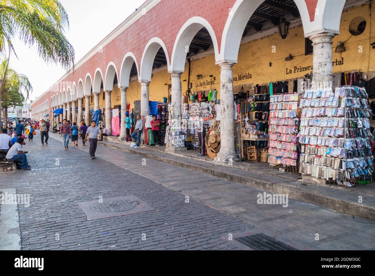 MERIDA, MEXICO FEB 27, 2016 Shops under a archway in Merida, Mexico