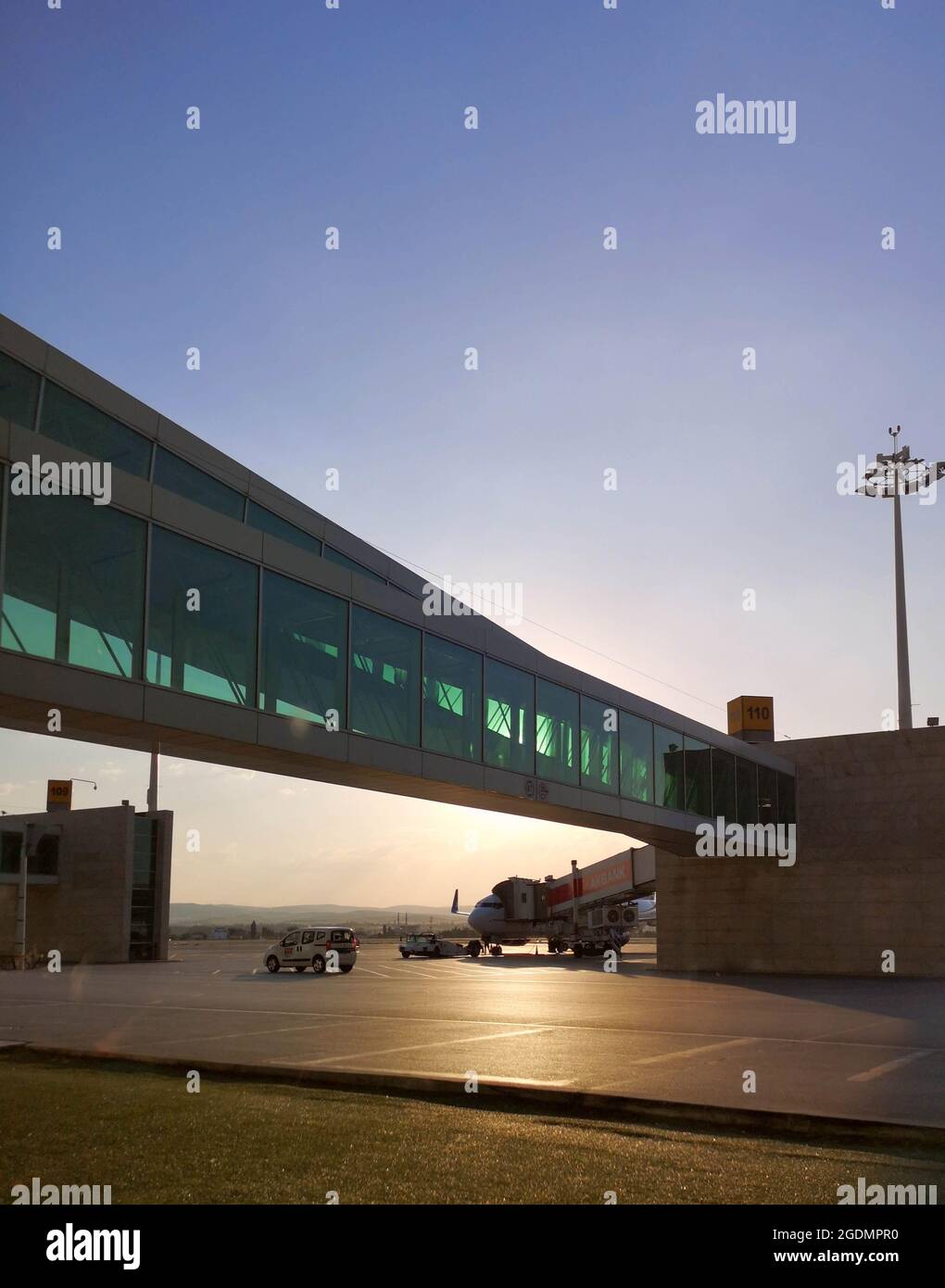 Airport ankara esenboga hi-res stock photography and images - Alamy