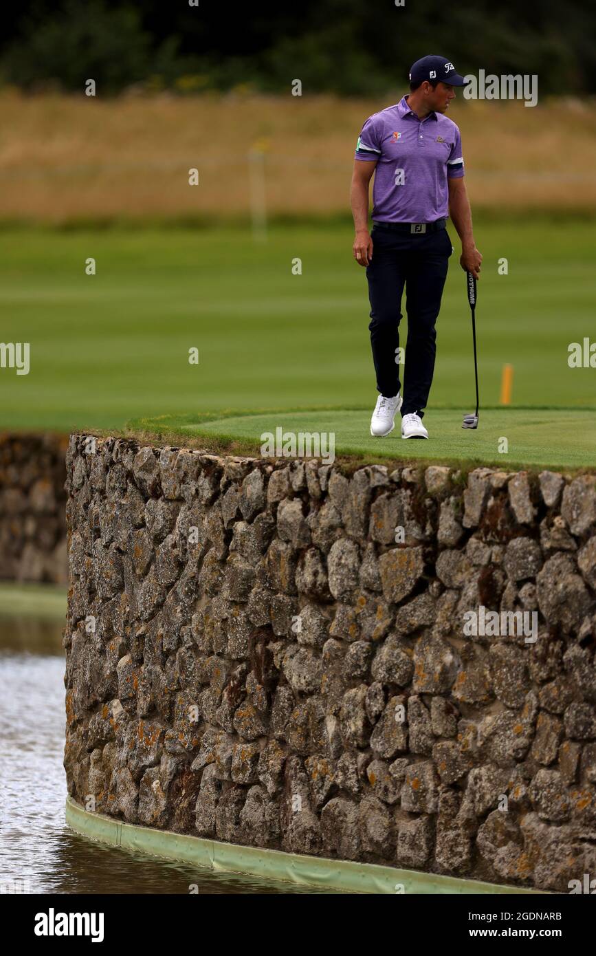 Wales' Rhys Enoch on the 5th during day three of the Cazoo Classic at