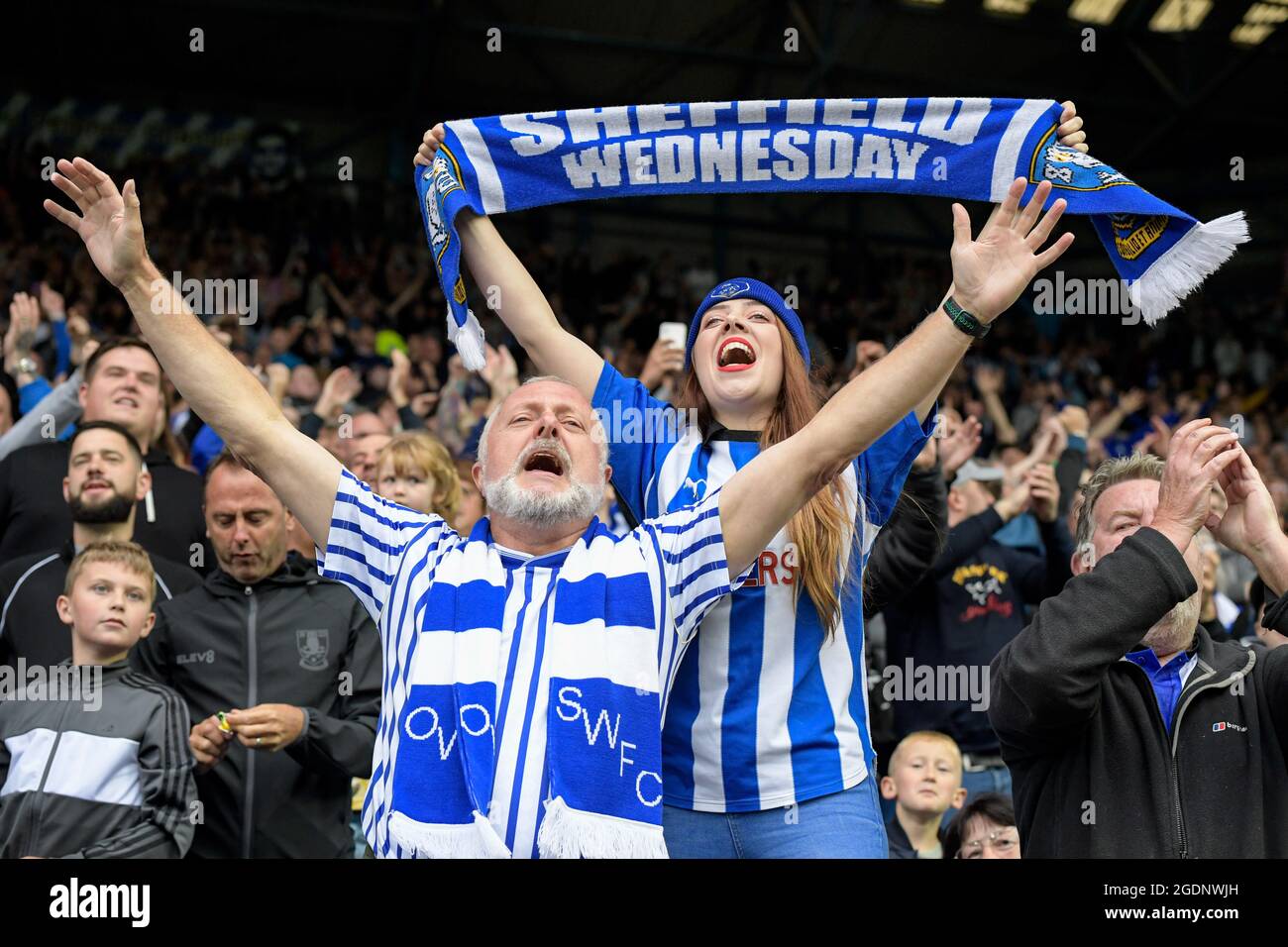 The Sheffield Wednesday fans celebrate taking a 1-0 lead Stock Photo - Alamy