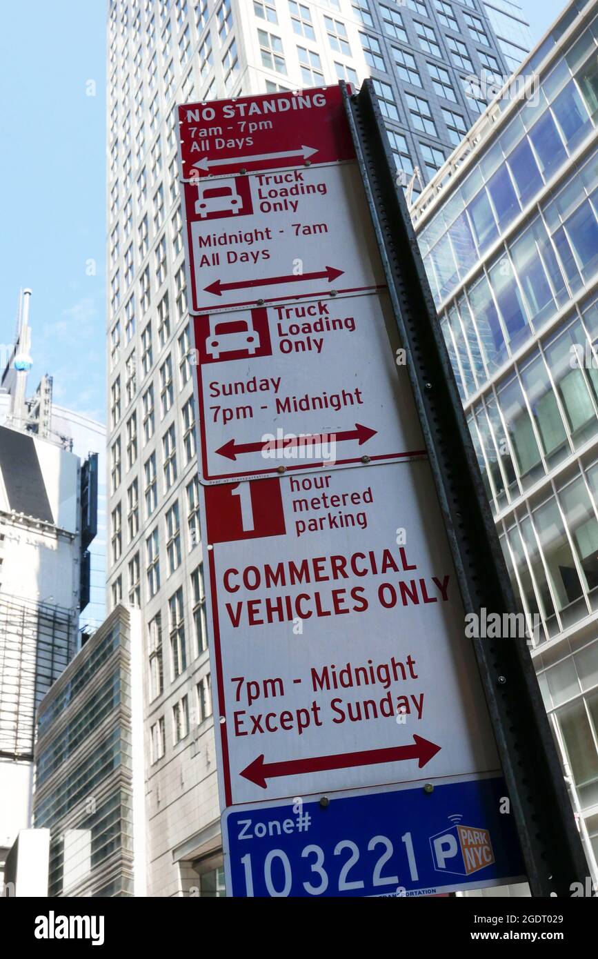 Parking Sign New York City Stock Photo Alamy
