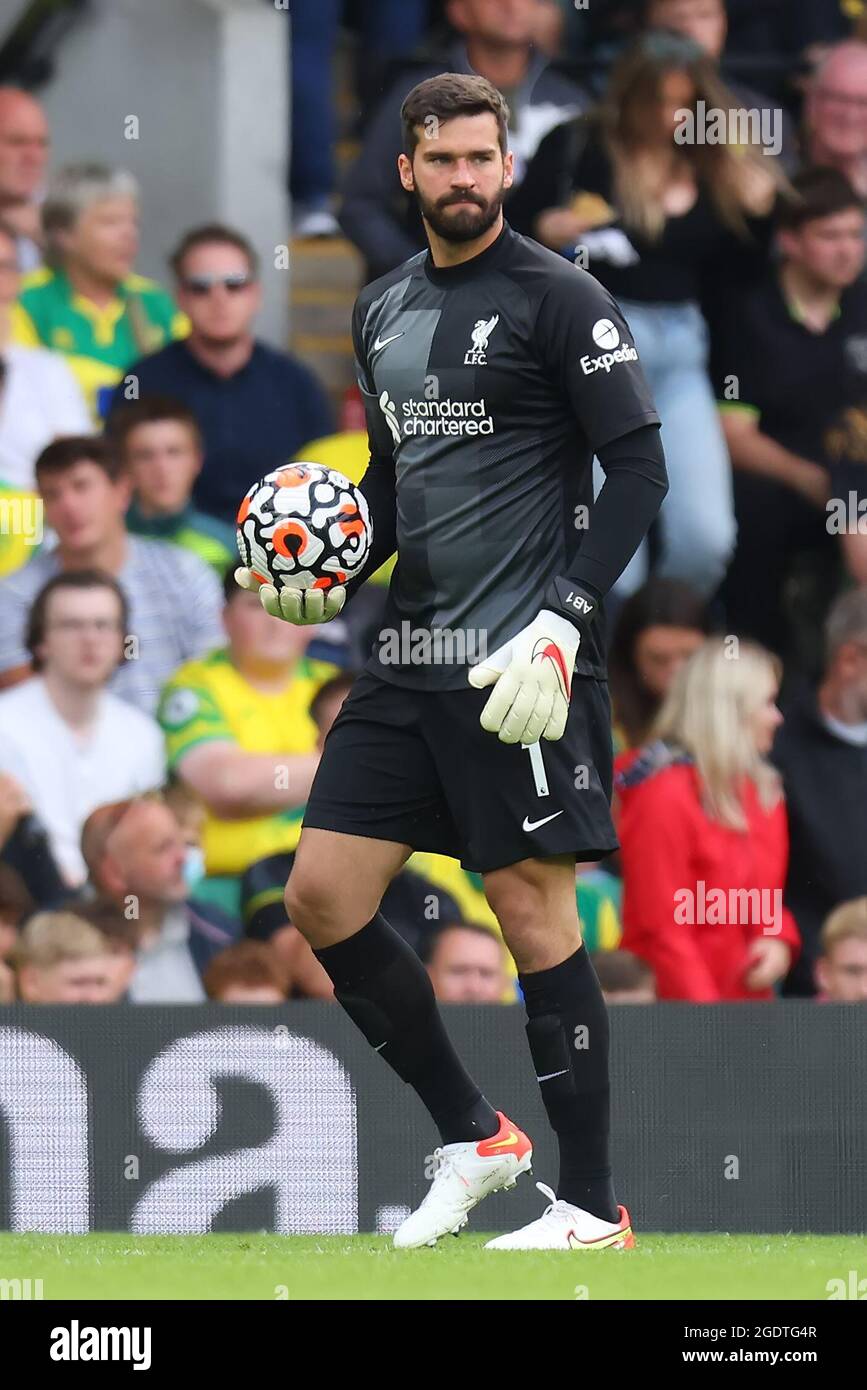 Alisson becker liverpool hi-res stock photography and images