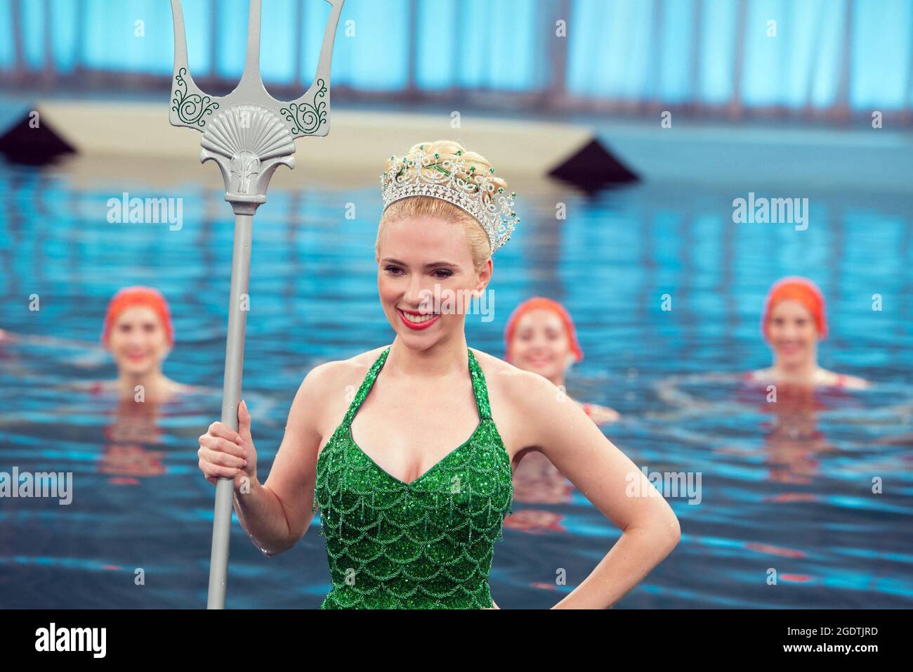 Hail, caesar! scarlett johansson hi-res stock photography and images ...