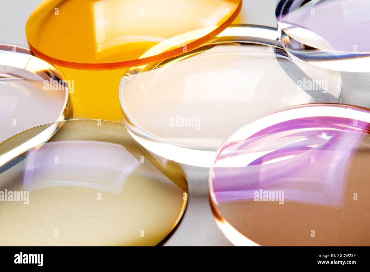 Anti reflective lens coating hires stock photography and images Alamy