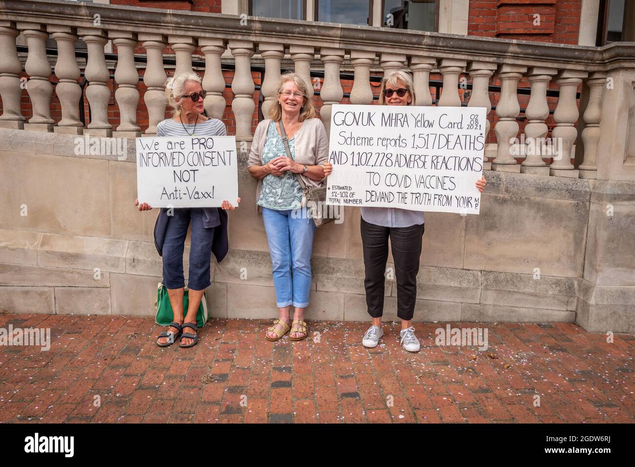 Eastbourne, August 13th 2021: Protestors worried about the government's Covid-19 vaccine rollout on the streets of Eastbourne Stock Photo