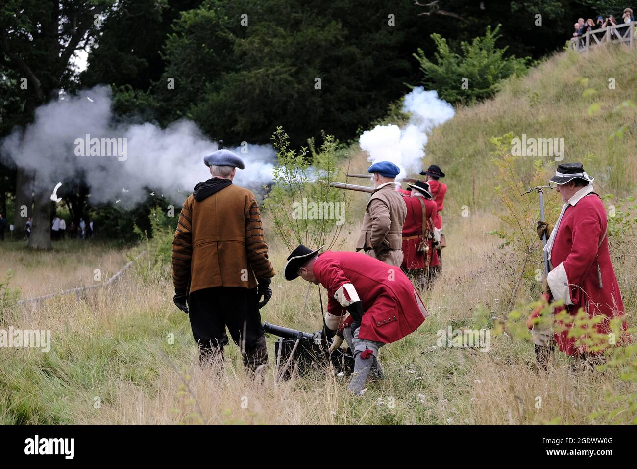 Melrose, Scotland, UK. 15th Aug, 2021. Teviotdale Steel Bonnets, demonstrate cannon and musket firing drills from the grounds below Abbotsford House. The inaugural festival, ScottFest 2021, is being held at Abbotsford, Scott's home in the Scottish Borders, over the legendary author's 250th birthday weekend, Saturday August 14th and Sunday August 15th. Credit: Rob Gray/Alamy Live News Stock Photo