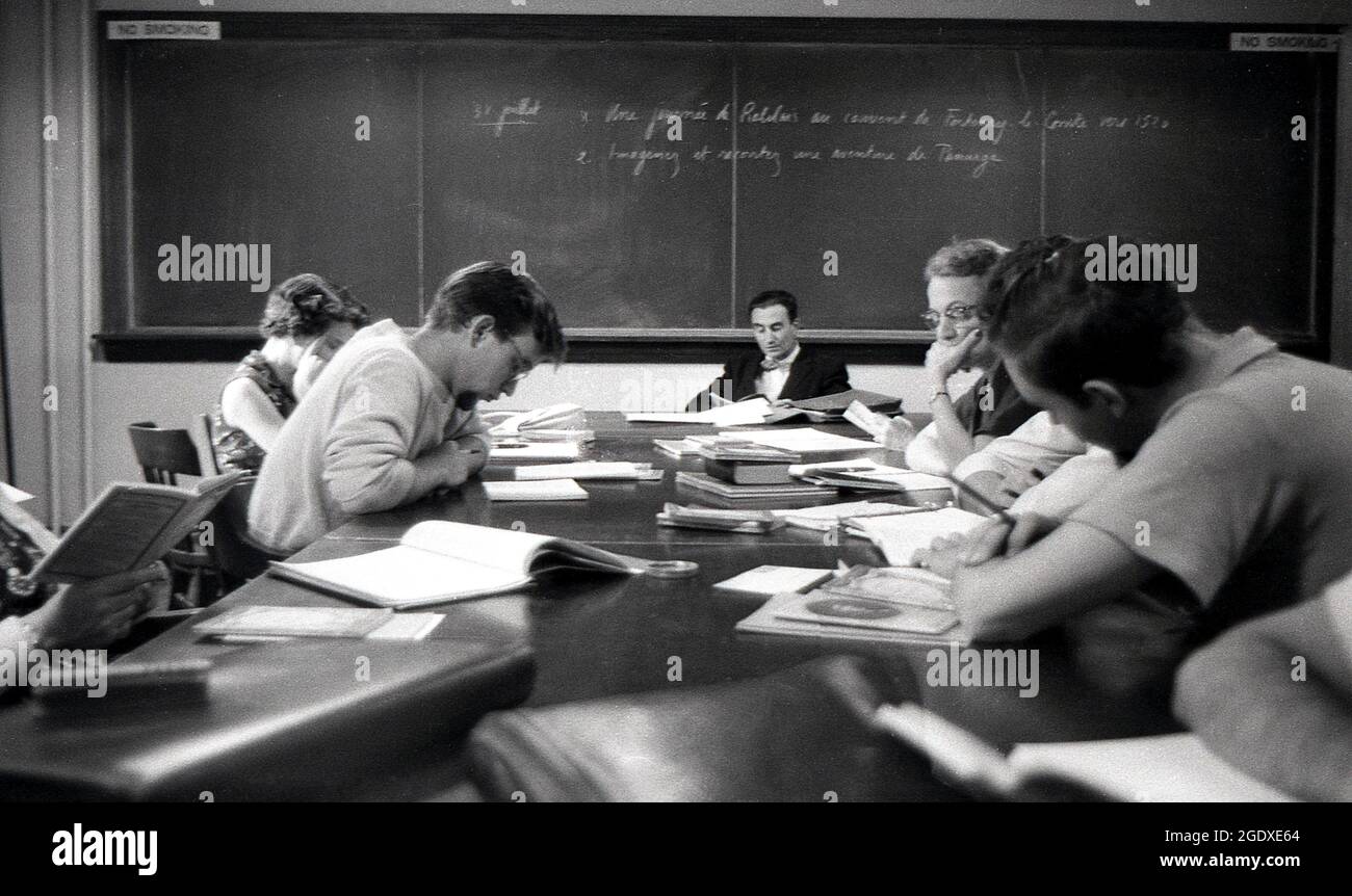 French class blackboard hires stock photography and images Alamy