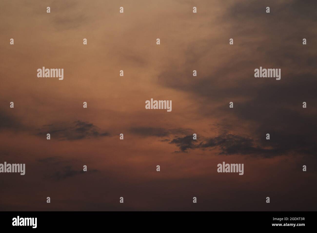 Dramatic wallpaper hi-res stock photography and images - Alamy
